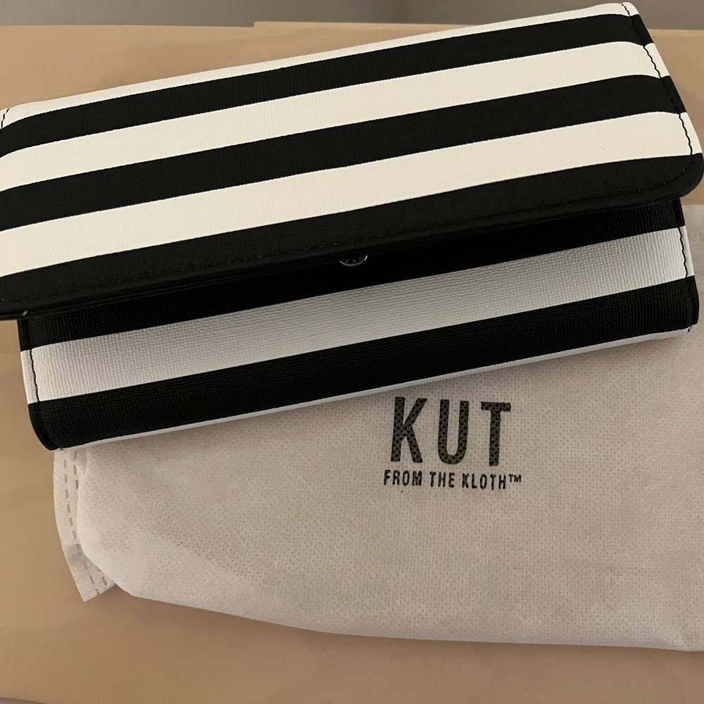 Kut from the Kloth Black and White Striped Wallet
